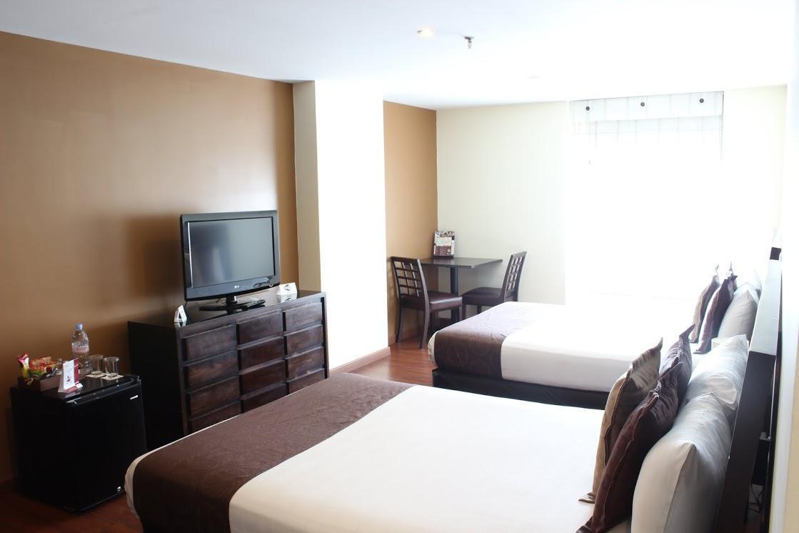 Hotel Santa Barbara Real Bogota Buitenkant foto
