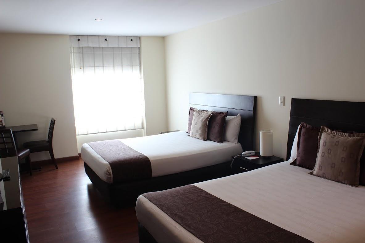 Hotel Santa Barbara Real Bogota Buitenkant foto